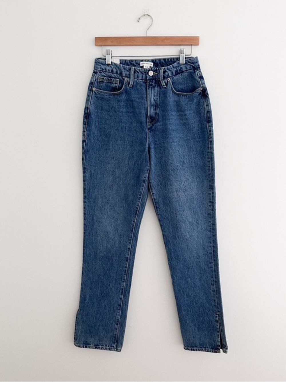 Good American Good Boy Jean Medium Wash High Rise Split Hem NWT Size 4/27